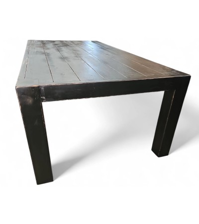 Mesa de Madera Pintada en Negro con Terminación Poliuretánica