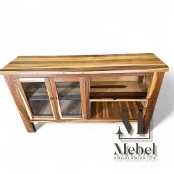 Mueble Bajo Artesanal con Vitrina y Estantes - Guayubira